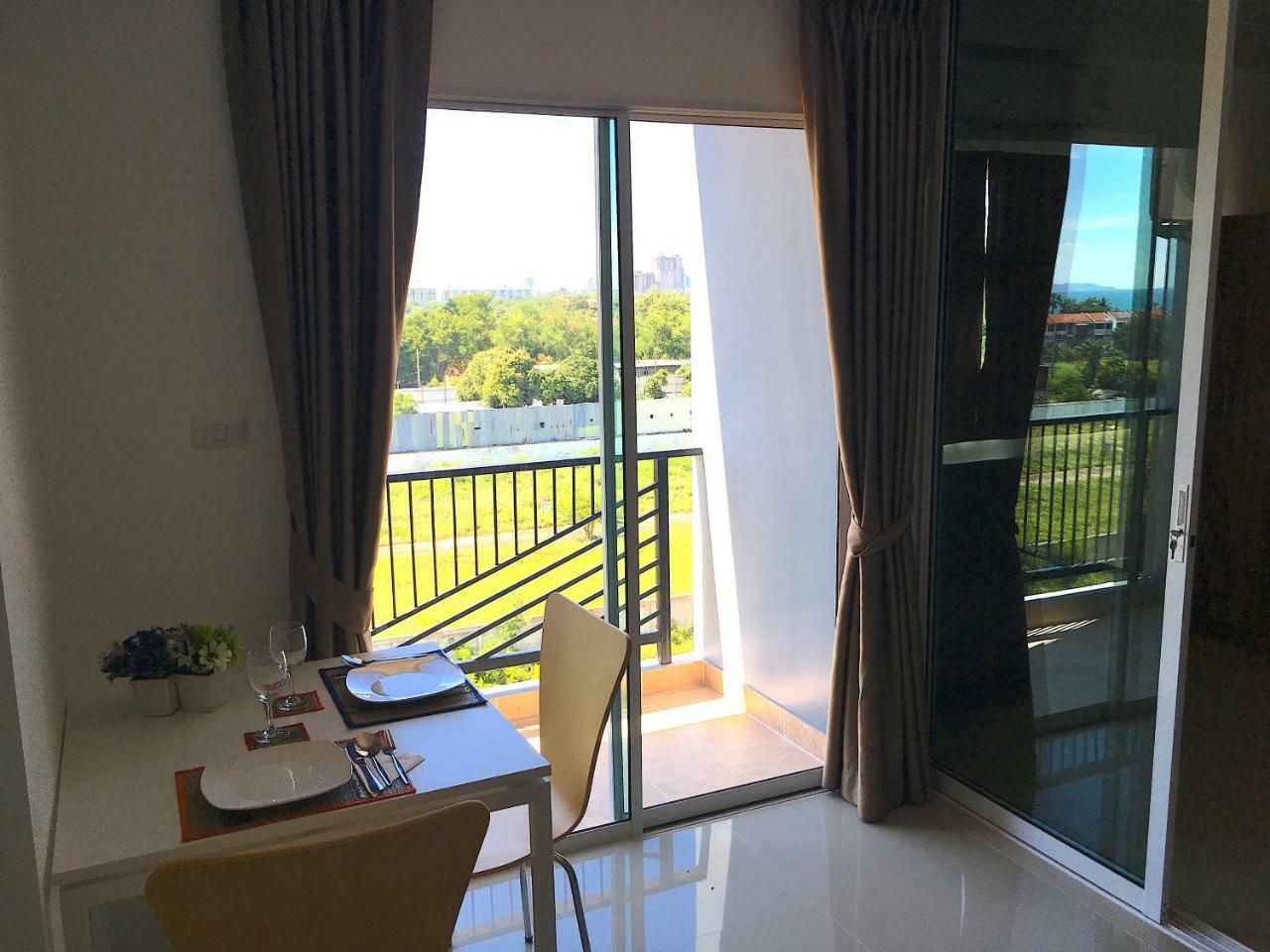 Jomtien Residence Екстер'єр фото